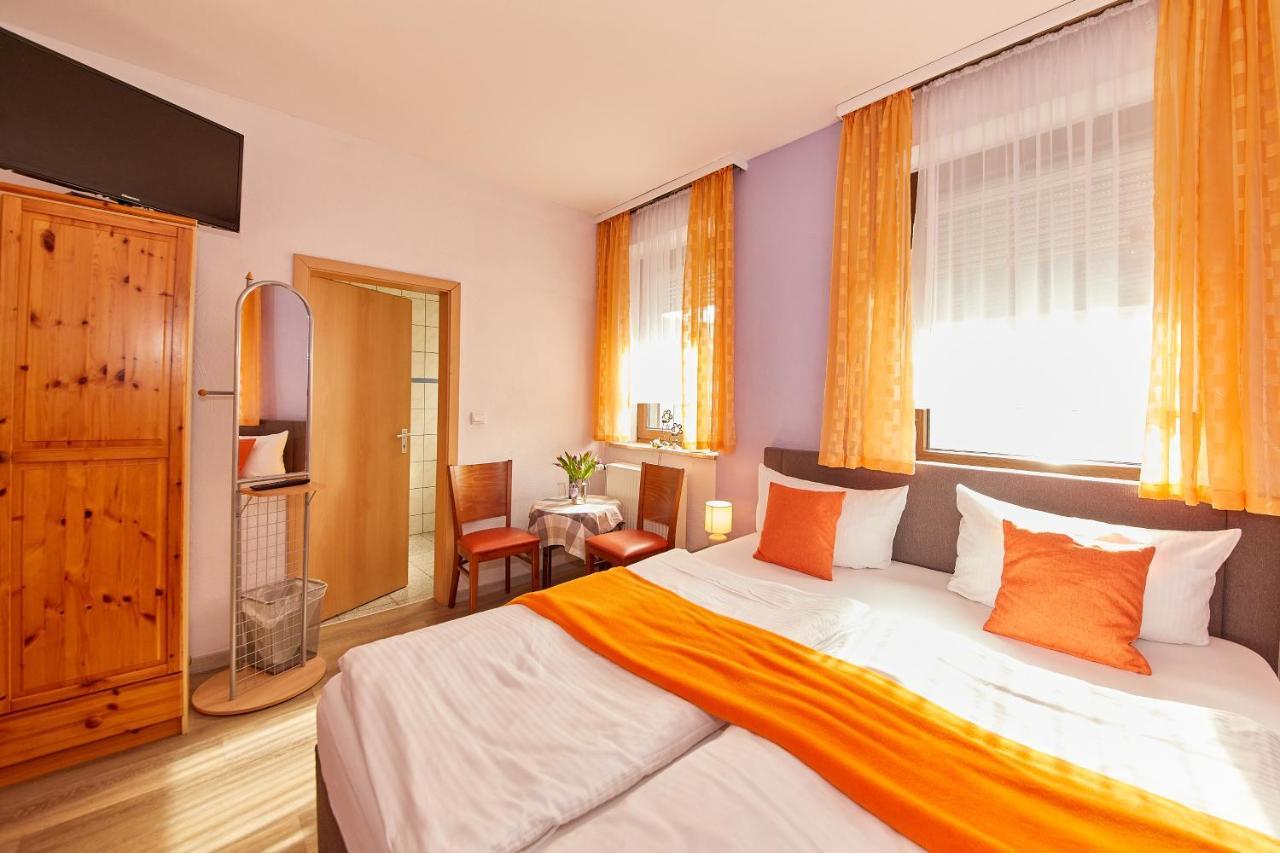 Hotel Zum Dicken Baum Mayen Zewnętrze zdjęcie